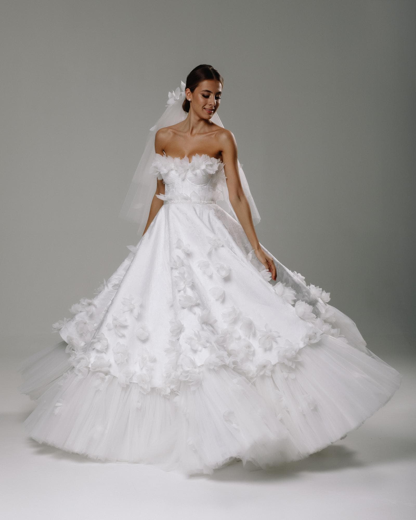 3D flowers strapless gown